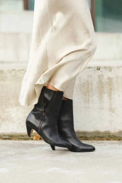 Livianna 50 Stiletto*Anonymous Copenhagen