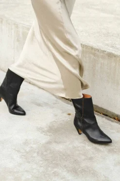 Livianna 50 Stiletto*Anonymous Copenhagen